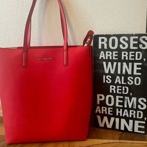 MICHAEL KORS Tote Gold-tone hardware 
15 W X 14”H Zip closure in the color Chili